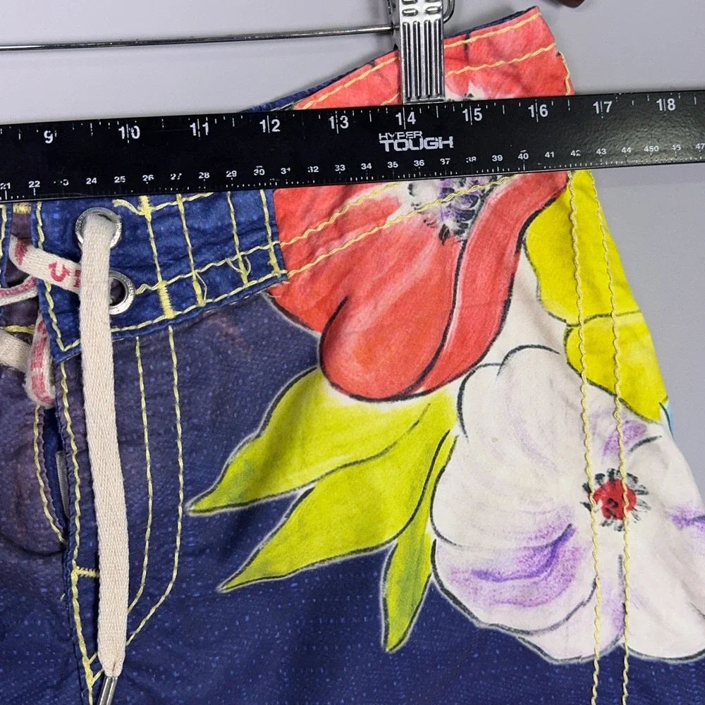 True Religion‎ Surd AOP Floral Board Shorts Mens Size 33 Y2K Summer Resort